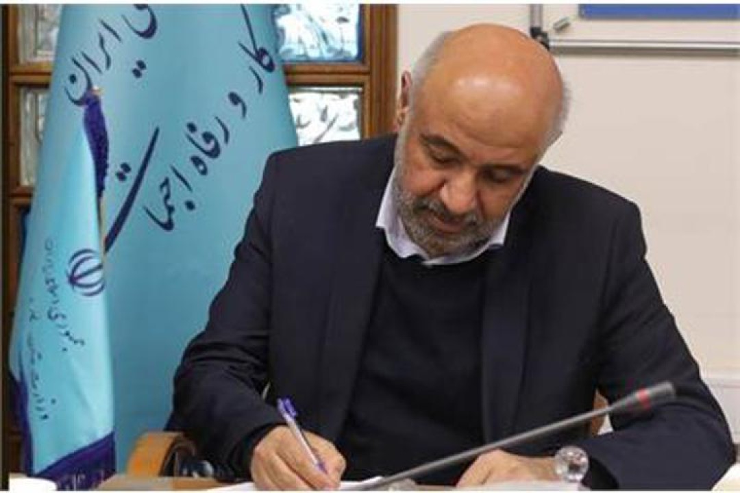 قدردانی وزیر رفاه از مصوبه شورای‌عالی هماهنگی اقتصادی سران قوا در خصوص بازگشت بانک رفاه کارگران به سازمان تأمین اجتماعی‌